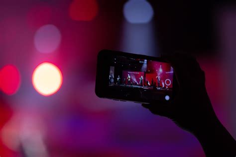 Social Media is Raising the Stakes for Live Production | Signiant