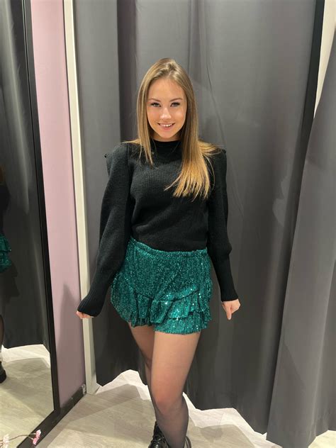 Sophie Glitter Skort Green New CVLTR