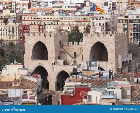 Serrans Towers And Gate Torres De Serranos Valencia Spain Editorial