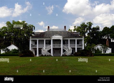 Evergreen plantation louisiana hi-res stock photography and images - Alamy