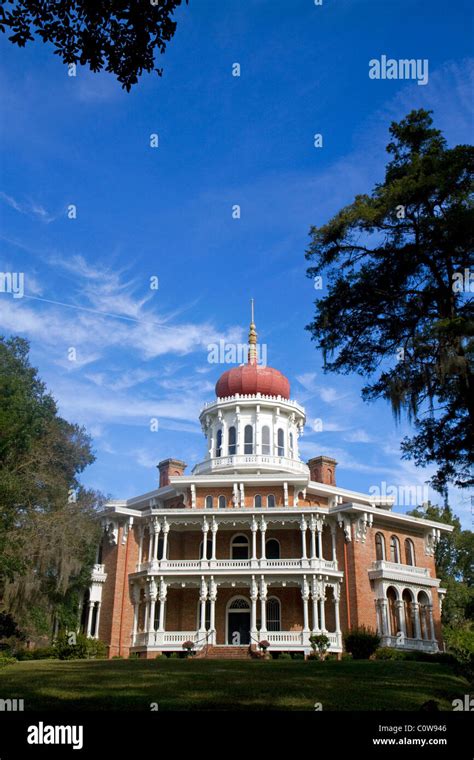 Longwood Historic Antebellum Octagonal Mansion Located In Natchez