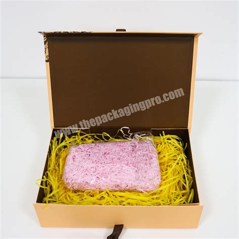 Magnet Folding With Ribbons Luxury Gift Packaging Packaging Boxes For