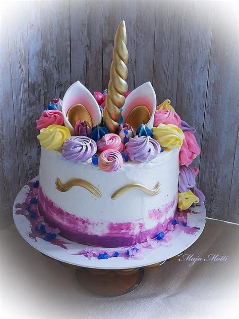 Unicorn Decorated Cake By Maja Motti Cakesdecor