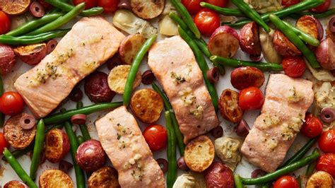 Sheet Pan Salmon Niçoise Recipe