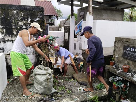 Families Communities Clean Up Tombs Cemeteries For Undas