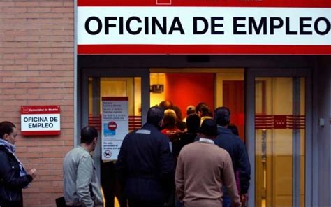 Trabajo Para Latinos En España 2025 Las Profesiones Con Más Demanda Viajar Sin Visa