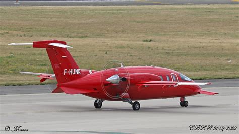 Piaggio P 180 Avanti II F HUNK Oyonnair Daniel Massa Flickr