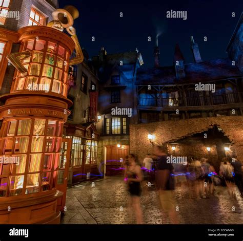 The Harry Potter lands at Universal Studios are amazing Stock Photo - Alamy