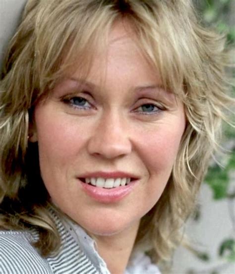 Pin by Gabby Kalapis on ABBA Agnetha fältskog Blonde singer Agneta