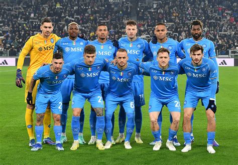 Champions League Napoli Si Qualifica Se Tutte Le Combinazioni