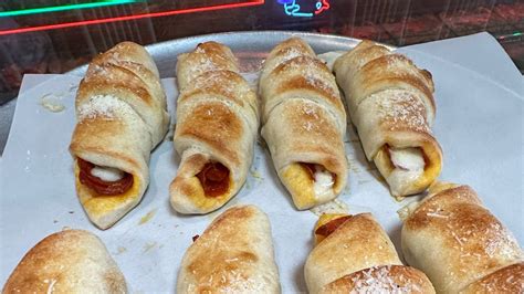 How To Make Pepperoni Rolls So Easy Youtube