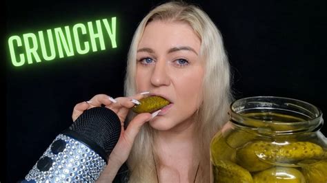 Asmr🥒 Eating Pickles Crunchy Eating Sounds Youtube