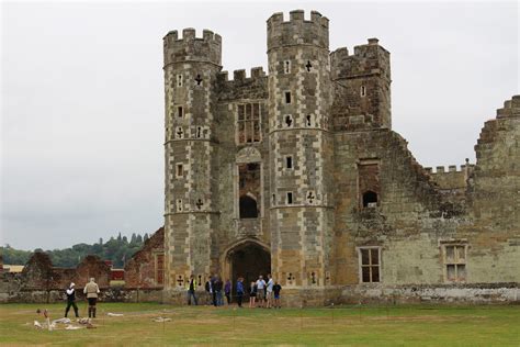 The Culture of Castles in Tudor England and Wales - Boydell and Brewer