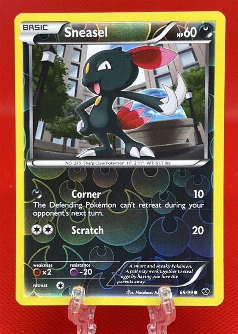 Pokémon TCG Sneasel Next Destinies 69 99 Reverse Holo Card English 2012