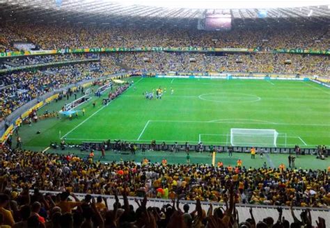 Painel Em Tecido Sublimado Estádio De Futebol 2 80x1 80 Parcelamento