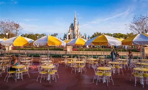 Best Outdoor Dining At Disney World Restaurants Outdoor Seating