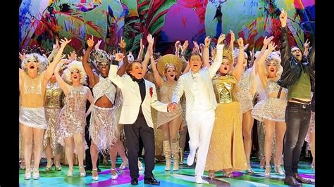 La Cage Aux Folles Standing Ovations Komische Oper Berlin Youtube