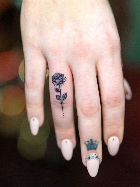 Dise Os Hermosos De Tatuajes En Manos Para Mujeres