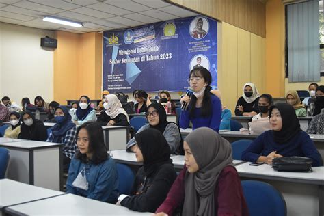 Seminar Keuangan Konsentrasi Mengenal Lebih Jauh Sektor Keuangan Di