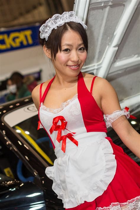 2013 Tokyo Auto Salon Girls | Carsfresh