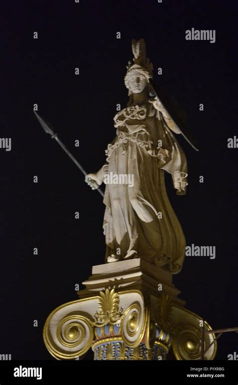 Statue of athena hi-res stock photography and images - Alamy