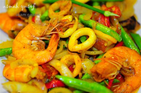 Asam Garam Sotong Udang Goreng Kunyit