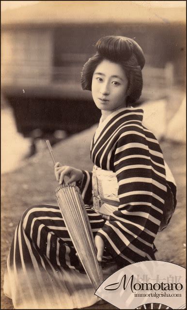 Momotaro Taisho Era Geiko Naomi No Kimono Asobi Flickr