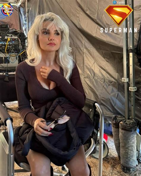 The Legacy - New behind the scenes of Mikaela Hoover as Cat Grant on