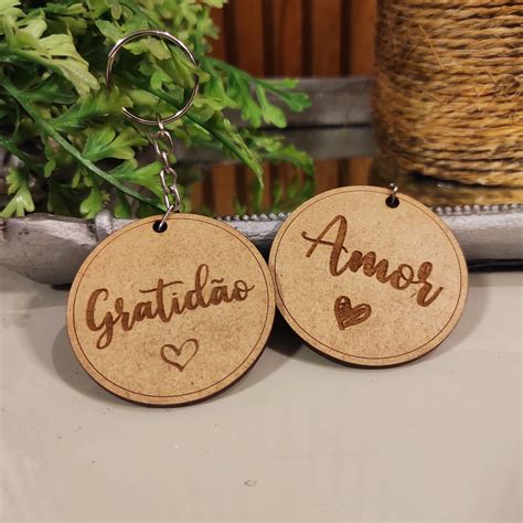 KIT 100 CHAVEIROS AMOR OU GRATIDÃO GRAVADO EM MDF CRU Toque de Arte