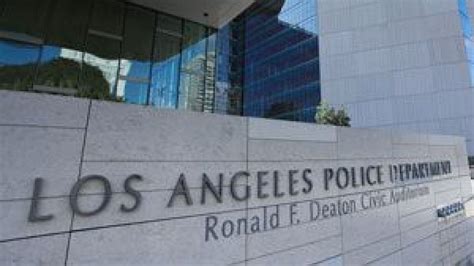 lapd hiring   due  background check delays