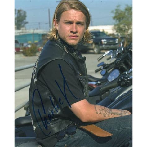 Autographed Charlie Hunnam X Photo Signed Very Nice On Ebid United