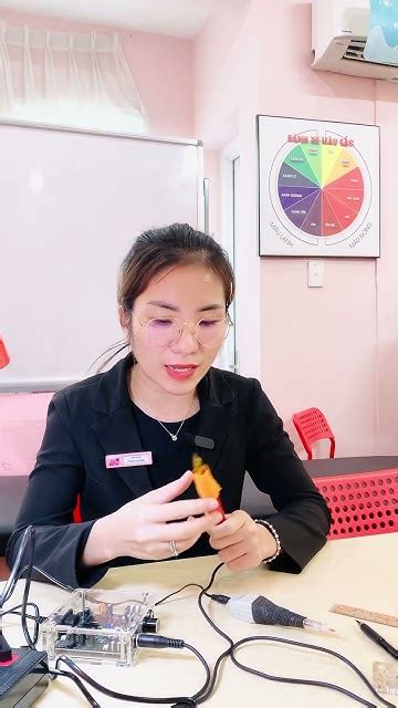 So Sánh Máy Pen Với Máy Thần Thánh Youtube