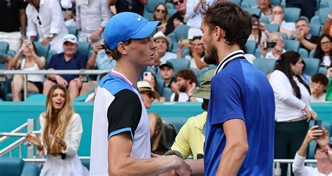 ATP Shanghai Daniil Medvedev Victime De Sinner Et Alcaraz Je N