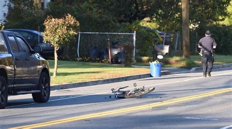 Bicyclist Dies After Pickup Truck Crash In Wyandanch Police Say Newsday