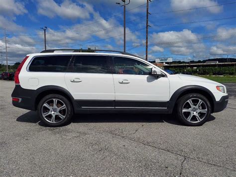 Volvo XC70 T6 AWD White201565 067 MiYork