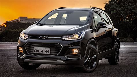 Avaliação Chevrolet Tracker Midnight ganha a elegância que faltava