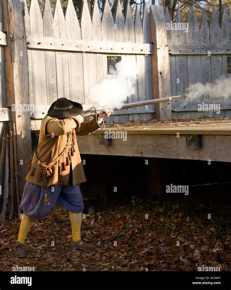 Muzzle loading rifle hi-res stock photography and images - Alamy