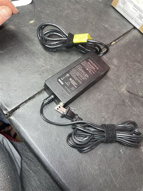 Insignia Ns Pwlc591 E 90w Ac Adapter 19v 4 74a Laptop Power Cord Ebay