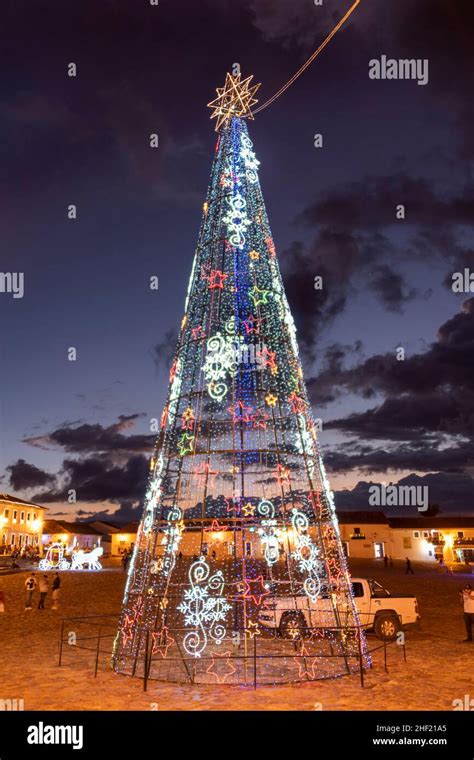 Christmas lights at Plaza Mayor de Villa de Leyva, Boyacá, Colombia Stock Photo - Alamy