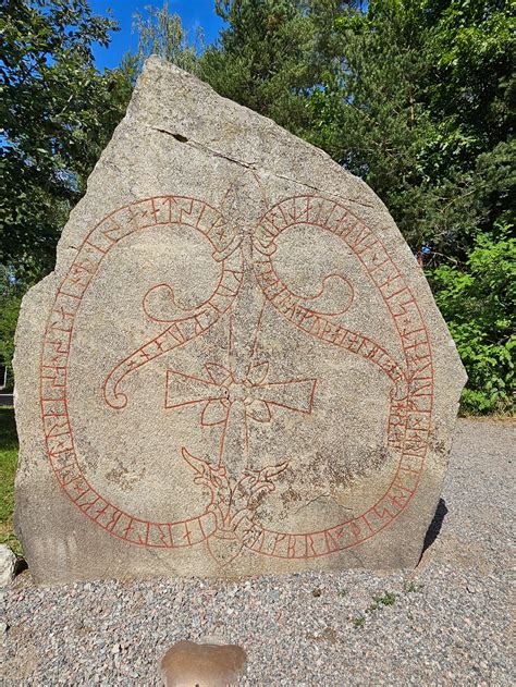 Exploring Scandinavian History Through Rune Stones – SÆR