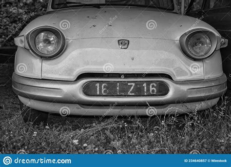 Grayscale Shot Of A Rare French Oldtimer Of The Brand Panhard