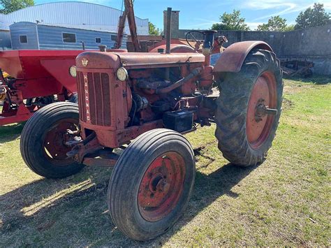 Vendo Tractor Hanomag A O Agroads