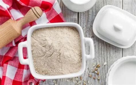 Upgrade Your Baking: Discover The 5 Best Pastry Flour Substitutes | Eat Delights