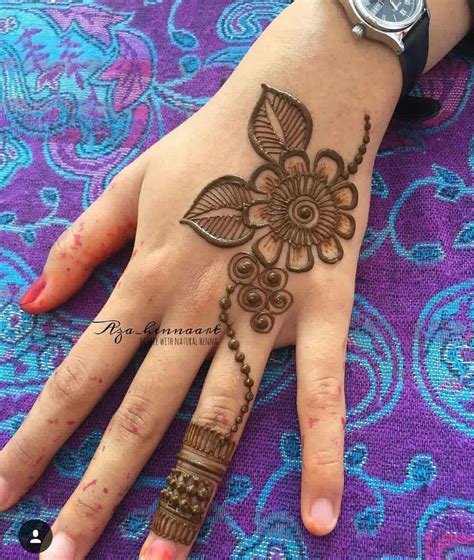 Pin By Bint E Iqbal On Mahanadi Desgins Mehndi Designs For