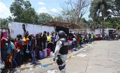 M S De Mil Migrantes Se Encuentran Varados En La Frontera Sur De