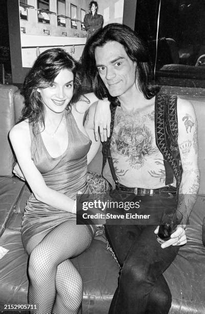 759 Dee Dee Ramone Photos And High Res Pictures Getty Images