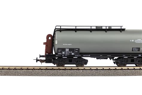 Kesselwagen DR III Buy Modeltrains PIKO Webshop