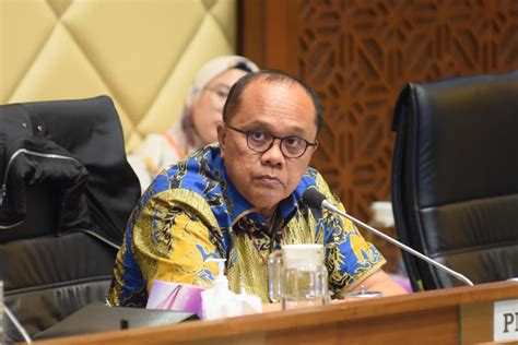 Komisi Ii Dpr Sentil Bawaslu Soal Wacana Tunda Pilkada 2024 Merahputih