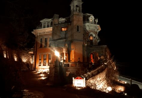 Disney's Haunted Mansion Was Inspired by Harry Packer's Historic Home ...