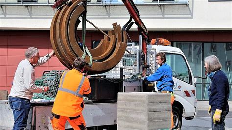 Aufbau Der Skulpturen Hat Begonnen